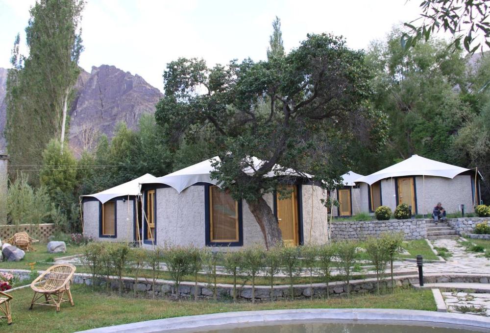 Mystique Meadows Earth Homes In Pangong