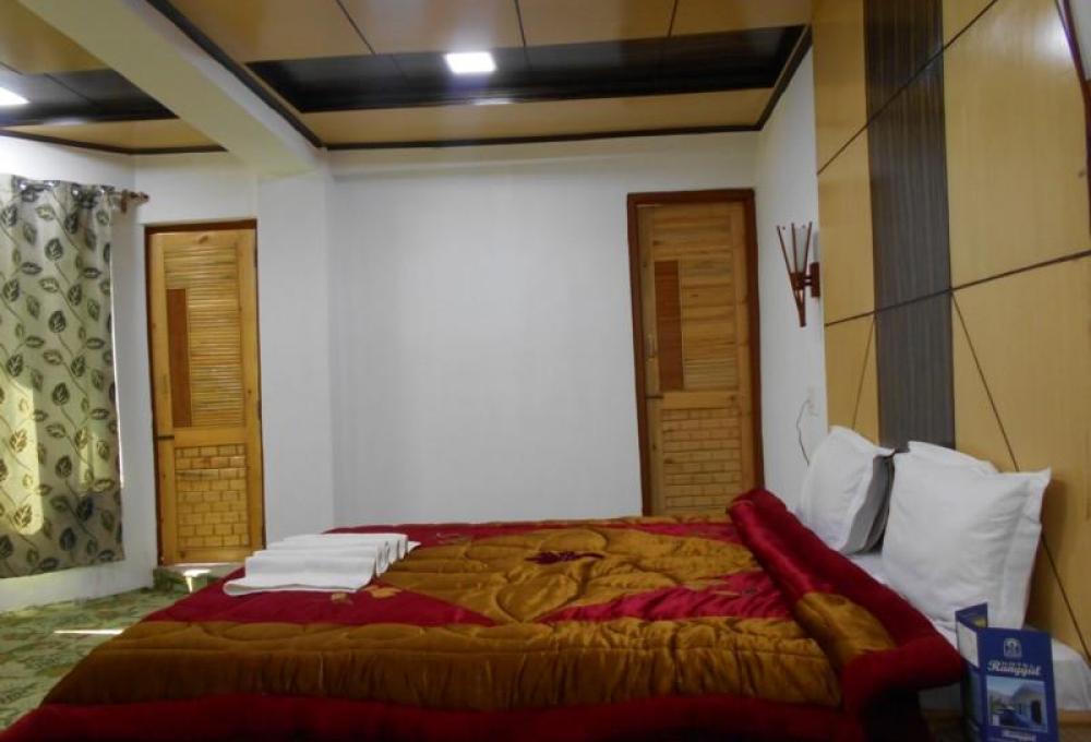 Hotel Rangyul Deluxe Room