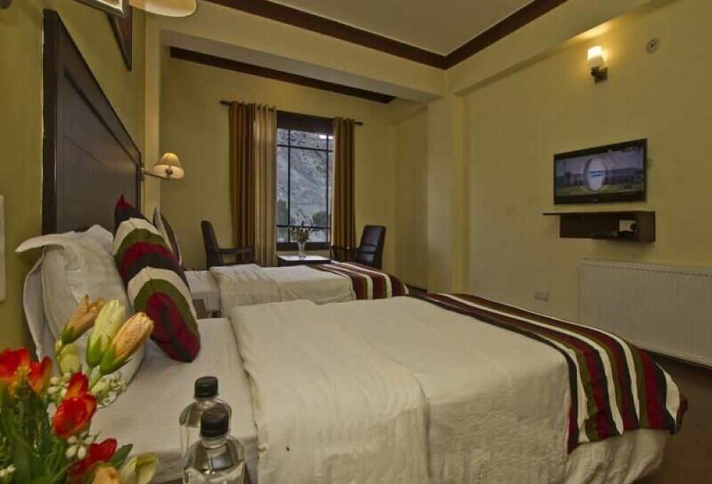 Deluxe Room Hotel Zojila Residency