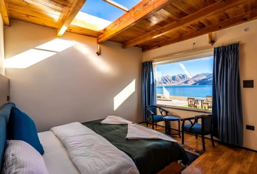 Grand Retreat Pangong