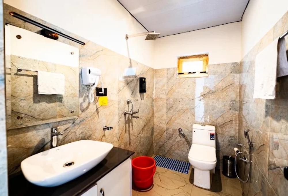 Grand Retreat Pangong