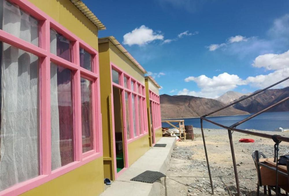 Pangtso wooden cottage